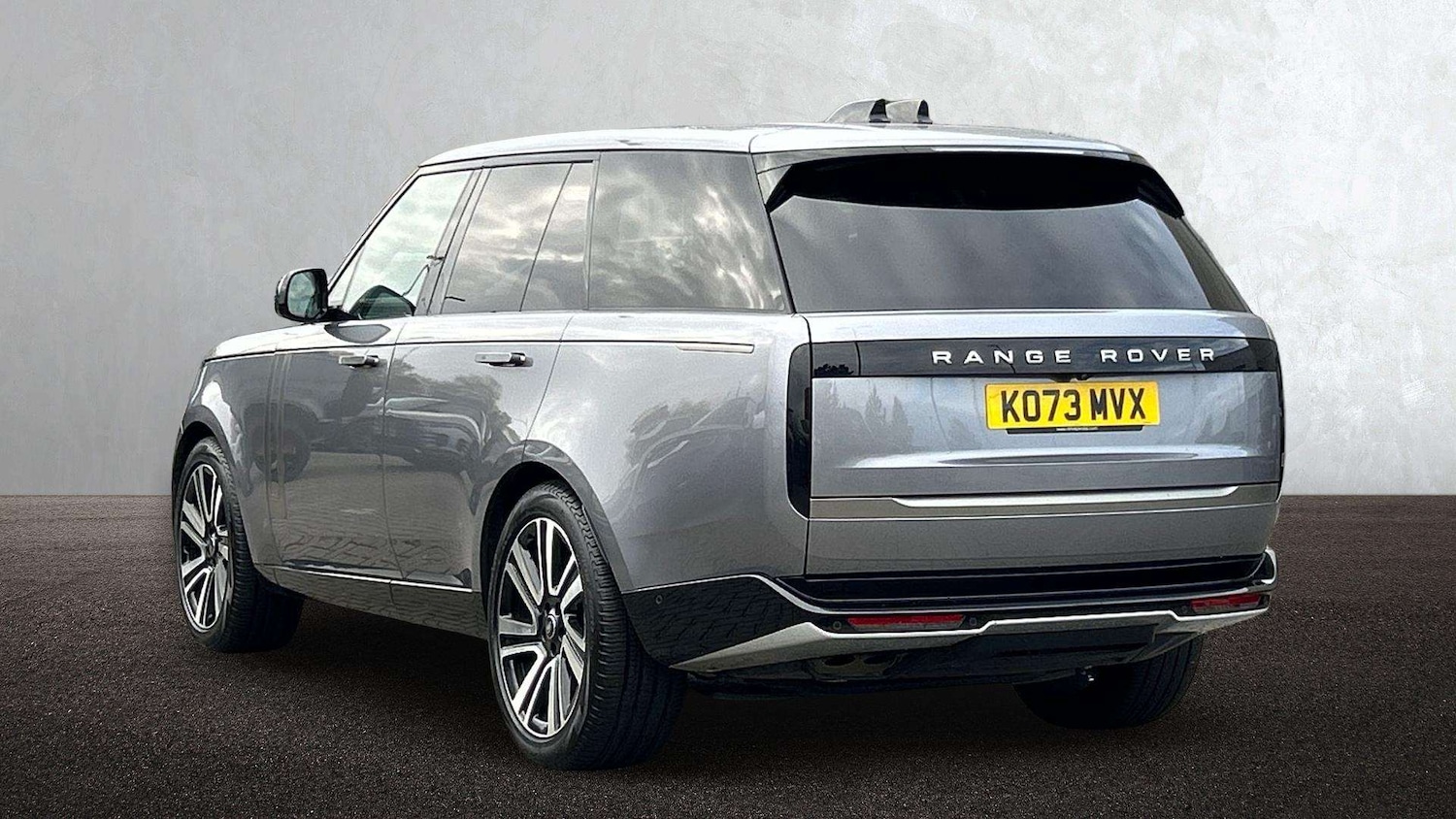 Used Land Rover Range Rover 2024 for sale - 76488072: Photo 2