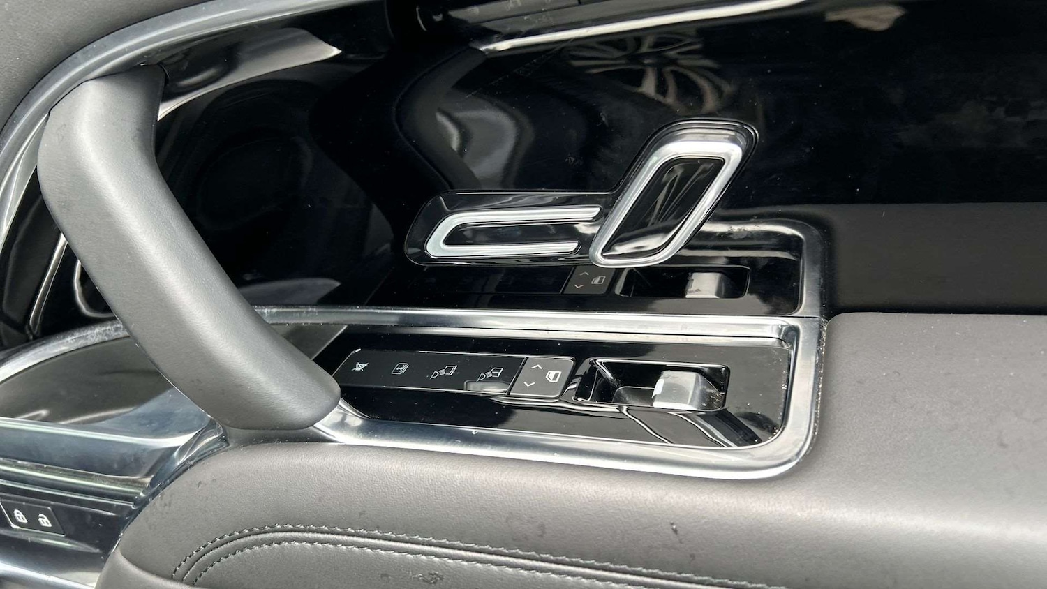 Used Land Rover Range Rover 2024 for sale - 76488072: Photo 31