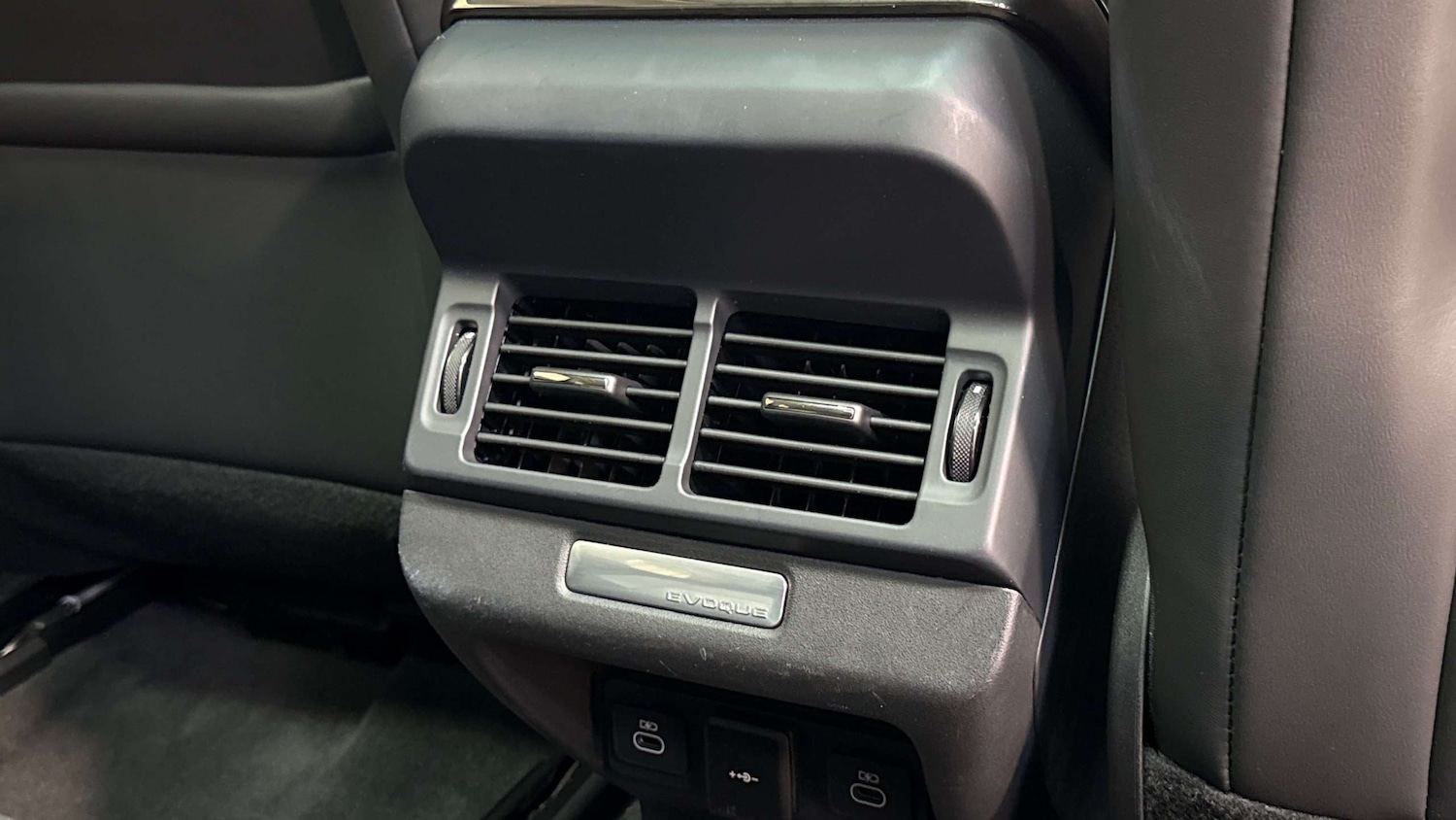 Used Land Rover Range Rover Evoque 2024 for sale - 77928375: Photo 18