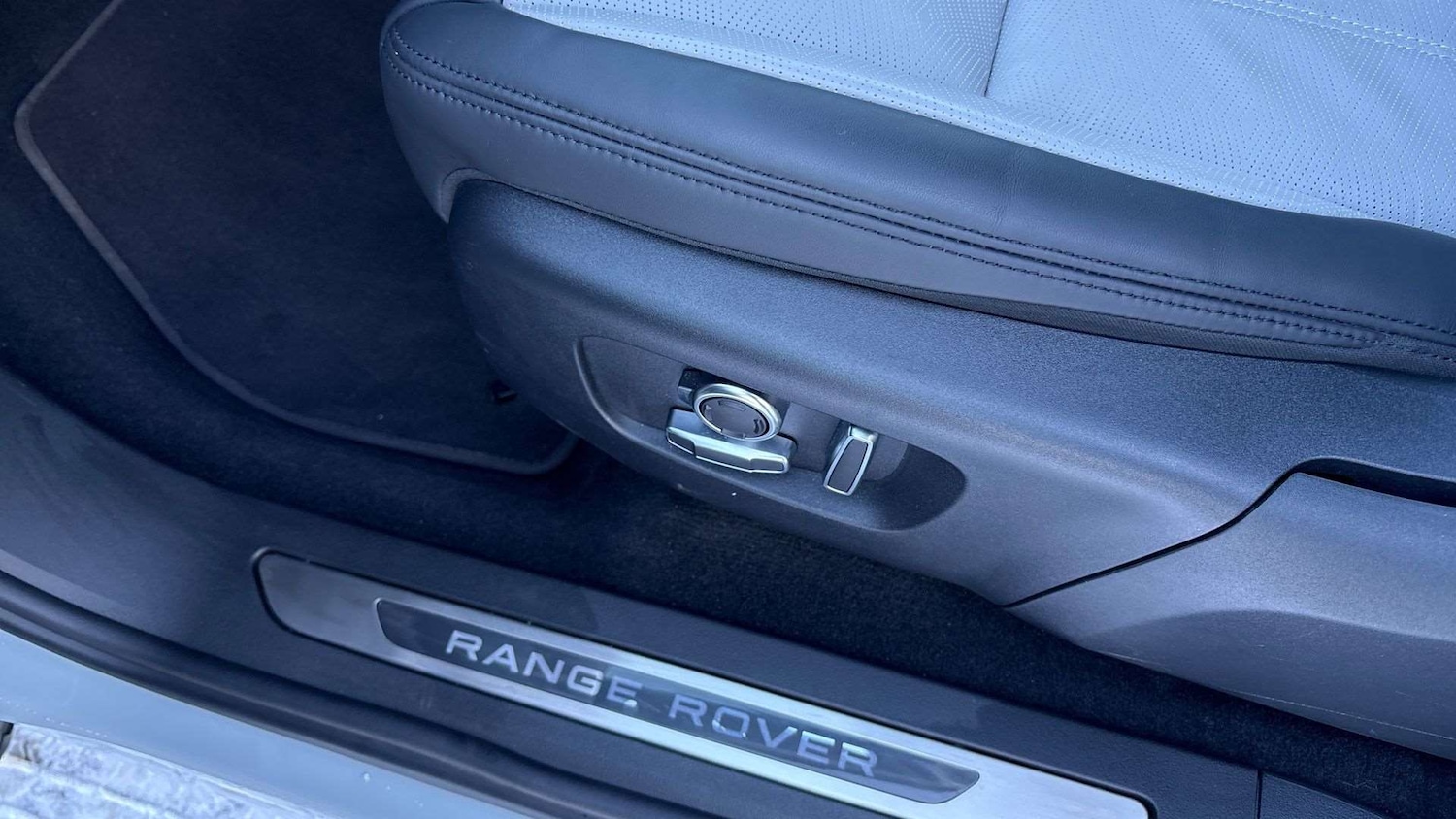 Used Land Rover Range Rover Evoque 2024 for sale - 77928375: Photo 26