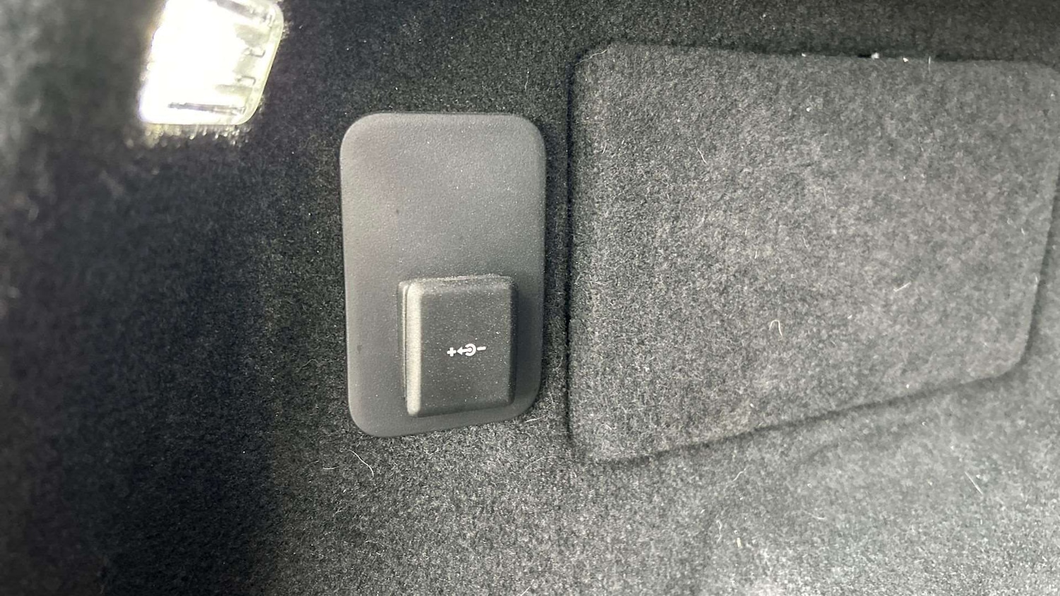 Used Land Rover Range Rover Evoque 2024 for sale - 77928375: Photo 34