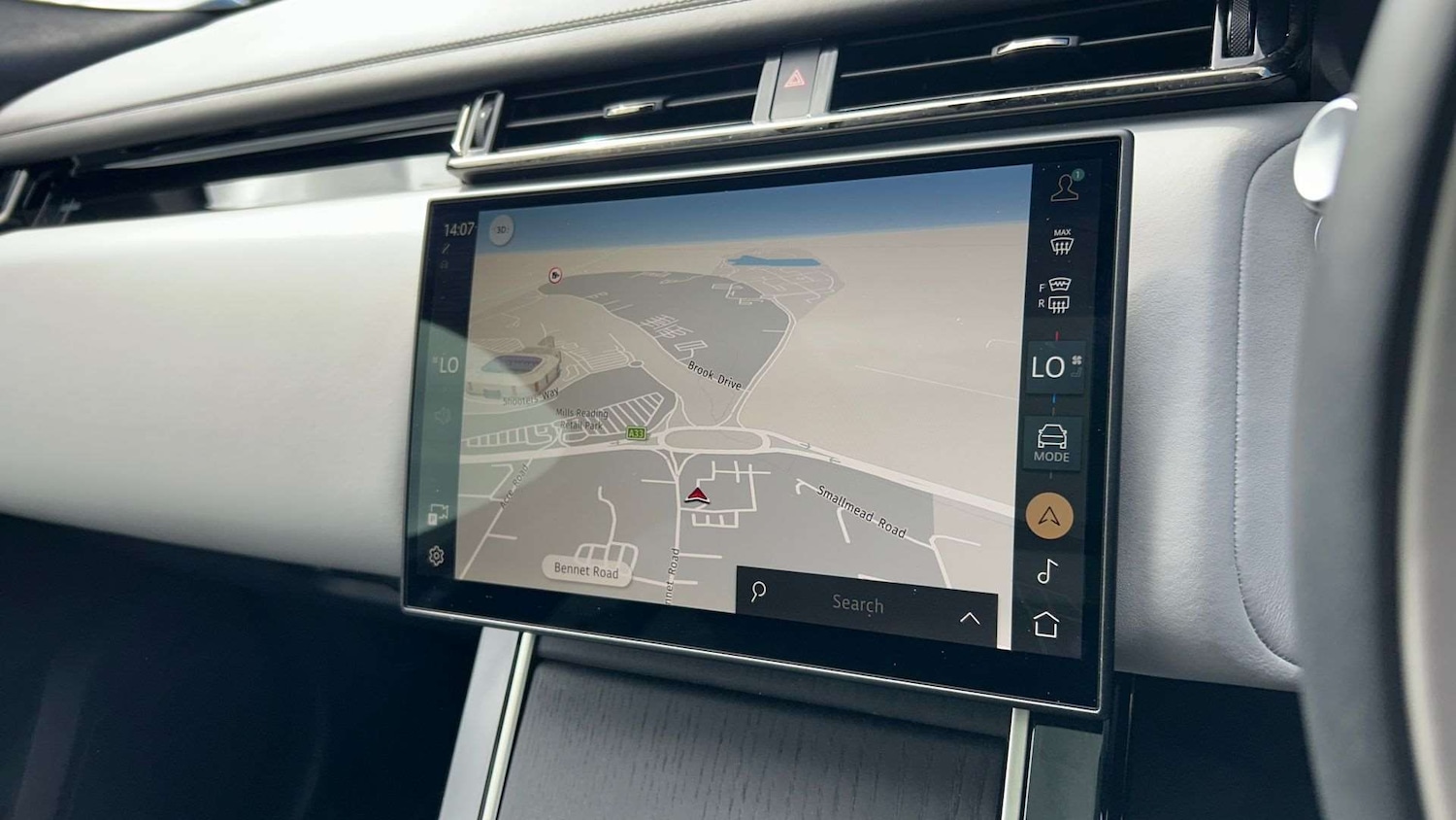 Used Land Rover Range Rover Velar 2025 for sale - 76459862: Photo 11