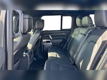 Used Land Rover Defender 2022 for sale - 78247873: Photo