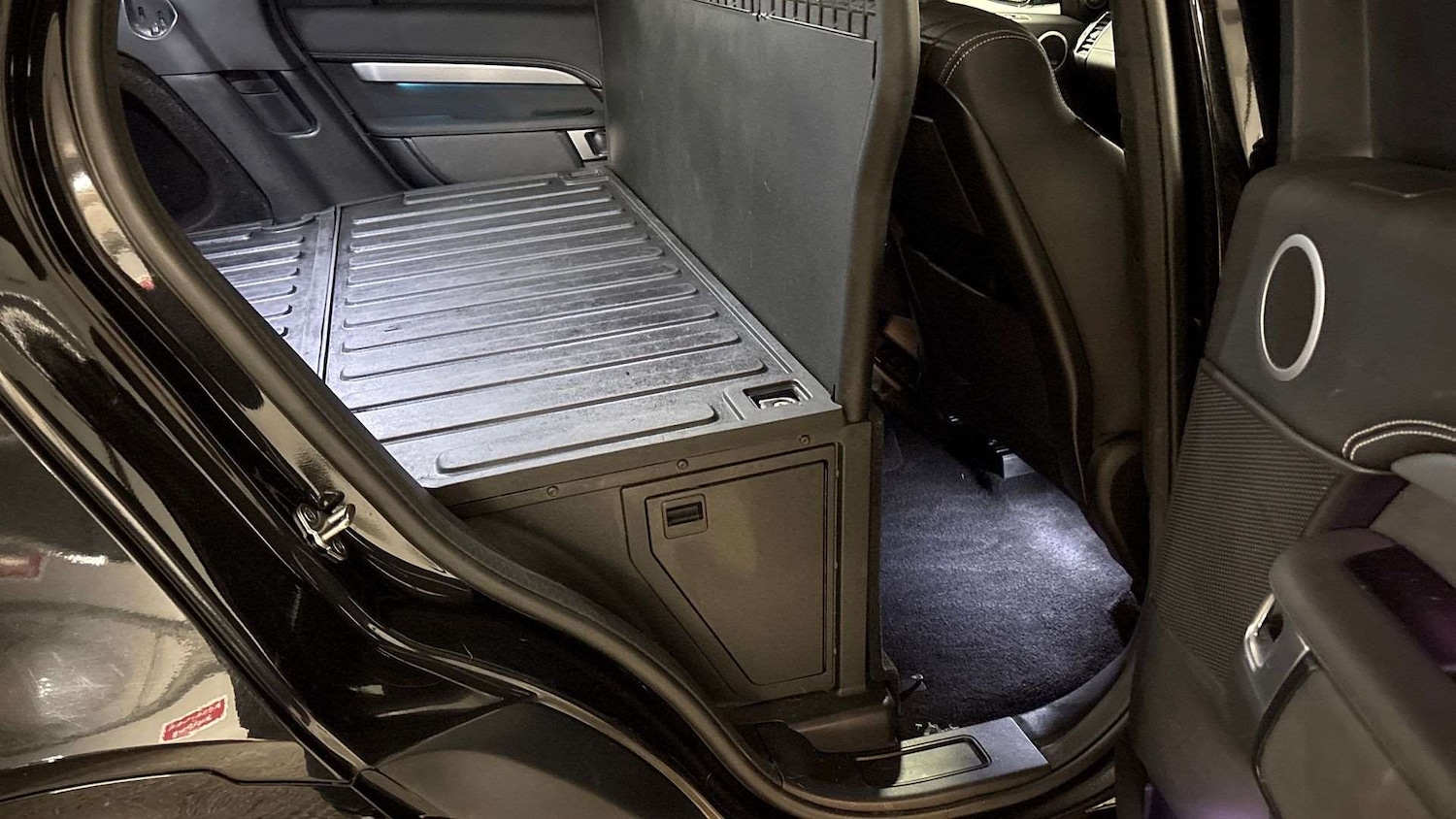 Used Land Rover Discovery 2022 for sale - 77294121: Photo 35