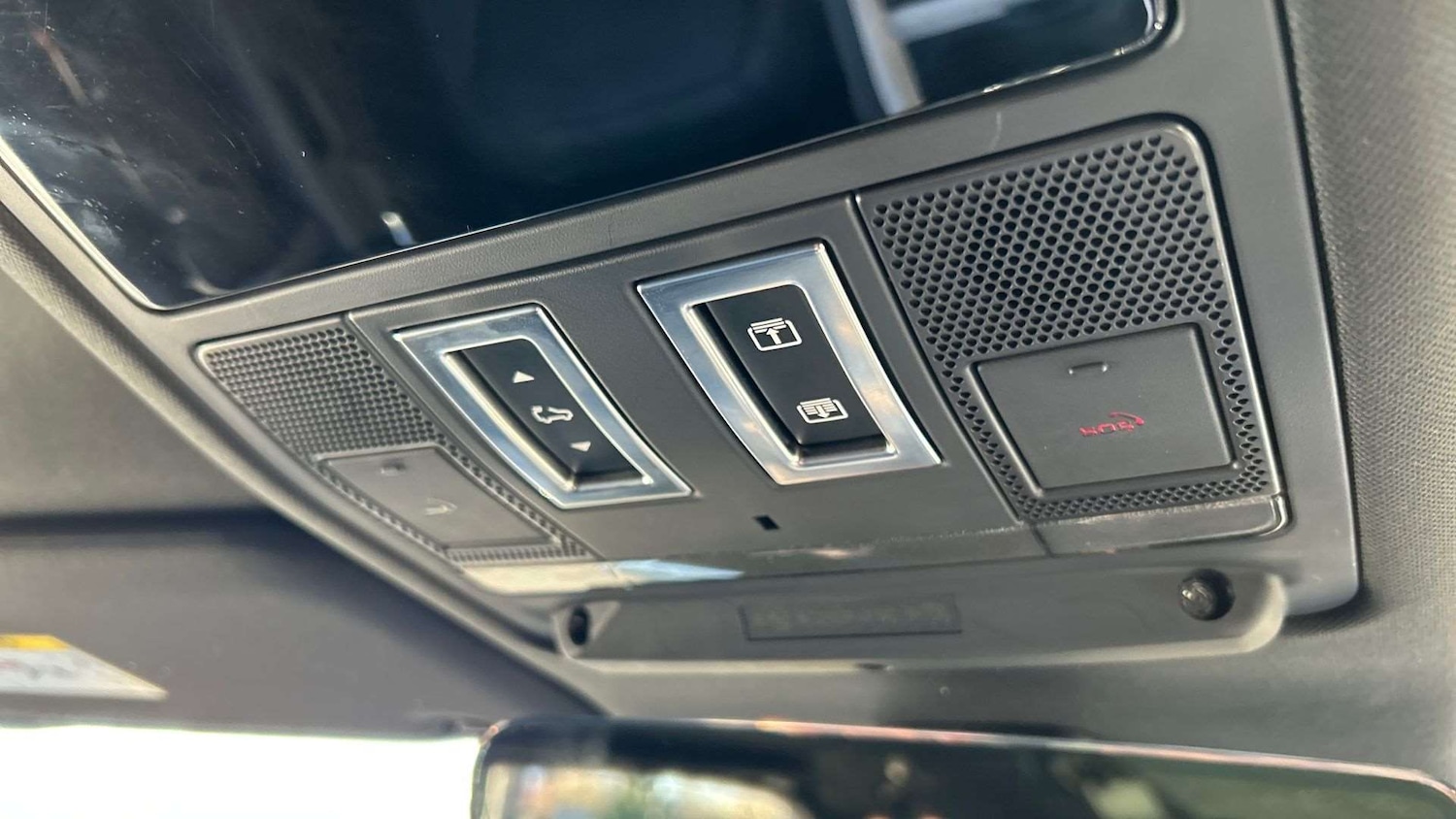 Used Land Rover Defender 2025 for sale - 77147355: Photo 23