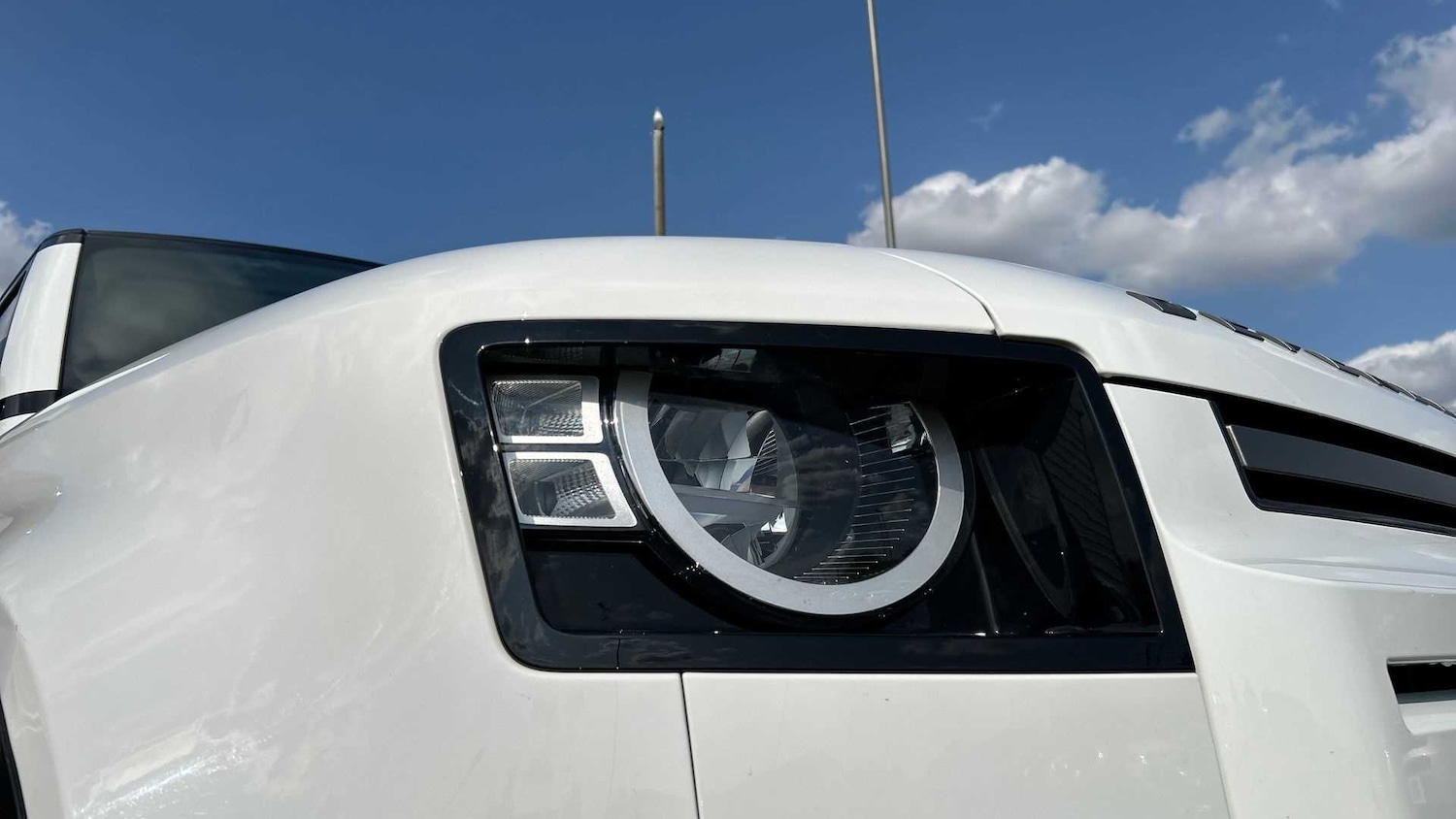 Used Land Rover Defender 2022 for sale - 76459844: Photo 17