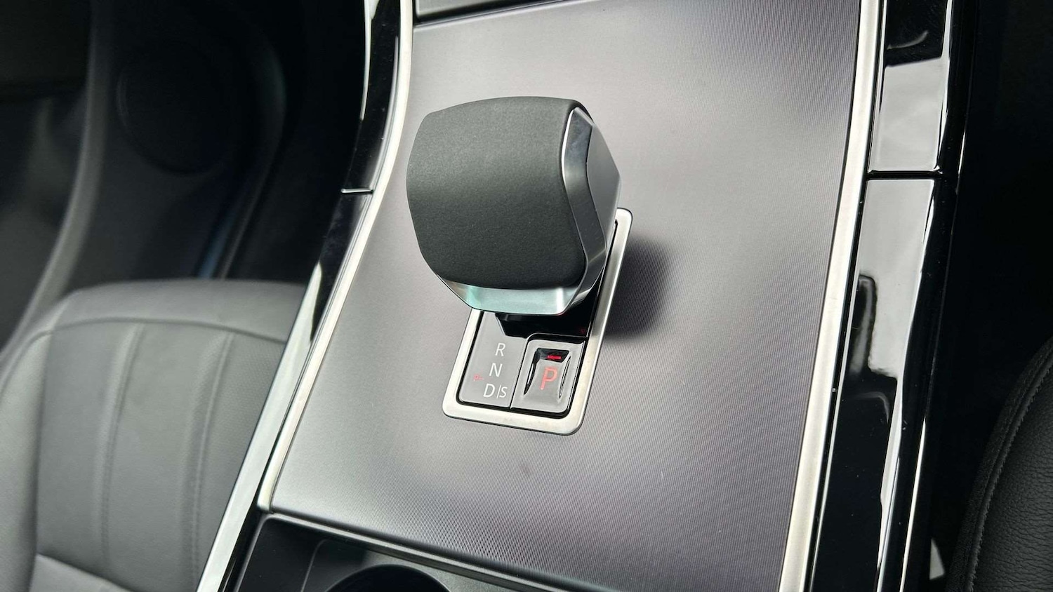 Used Land Rover Range Rover Evoque 2025 for sale - 77577219: Photo 13