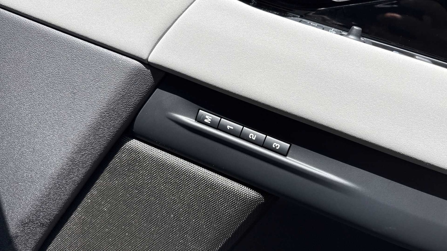 Used Land Rover Range Rover Evoque 2024 for sale - 77294181: Photo 25