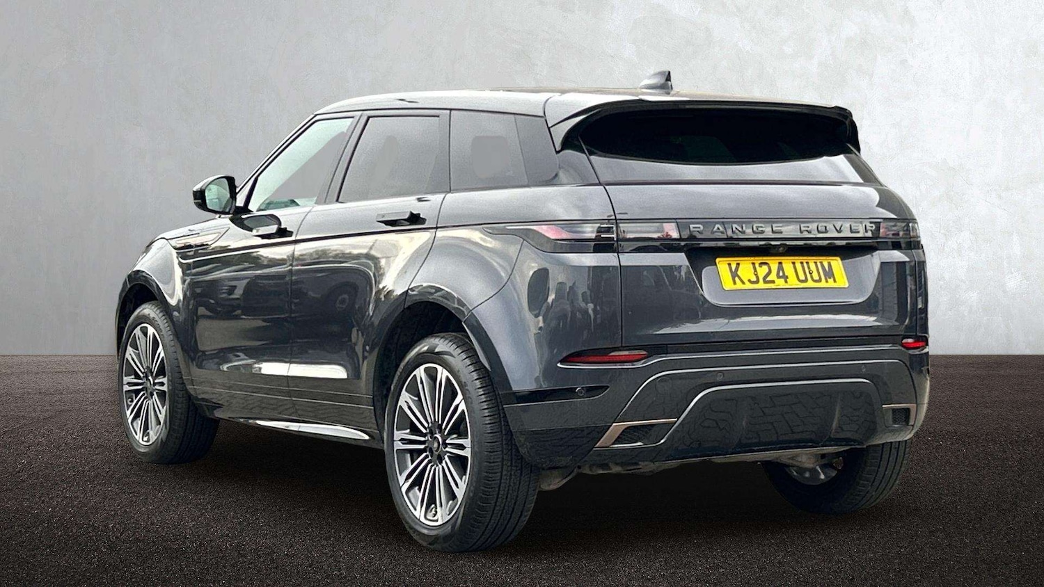 Used Land Rover Range Rover Evoque 2024 for sale - 76488114: Photo 2