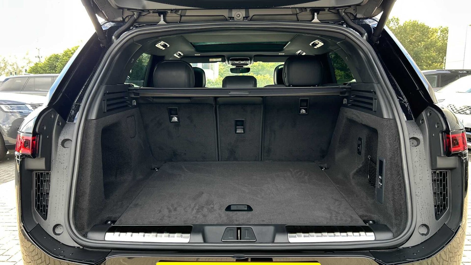 Used Land Rover Range Rover Sport 2025 for sale - 77472465: Photo 10