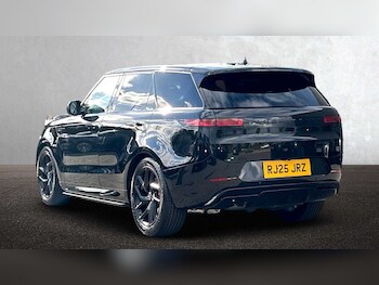 Used Land Rover Range Rover Sport 2025 for sale - 77472465: Photo