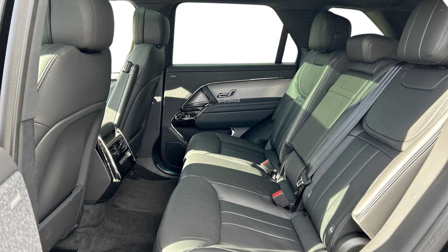 Used Land Rover Range Rover Sport 2025 for sale - 77472465: Photo 4