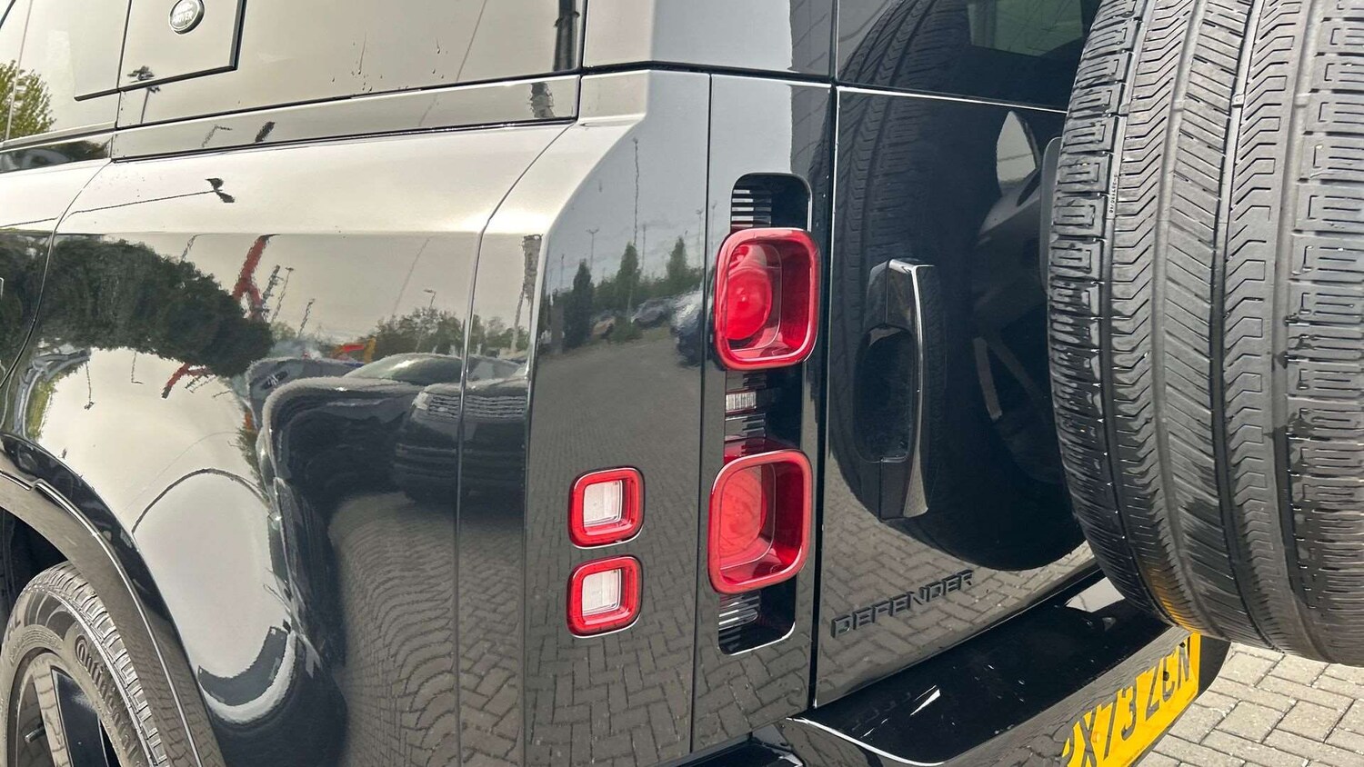 Used Land Rover Defender 2023 for sale - 78209089: Photo 19