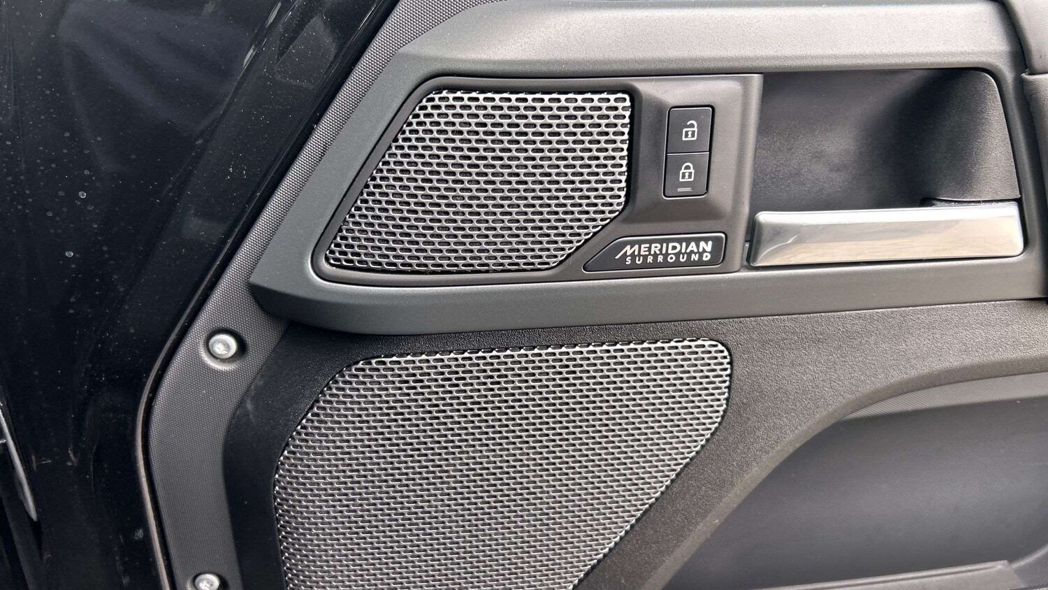 Used Land Rover Defender 2023 for sale - 78209089: Photo 24