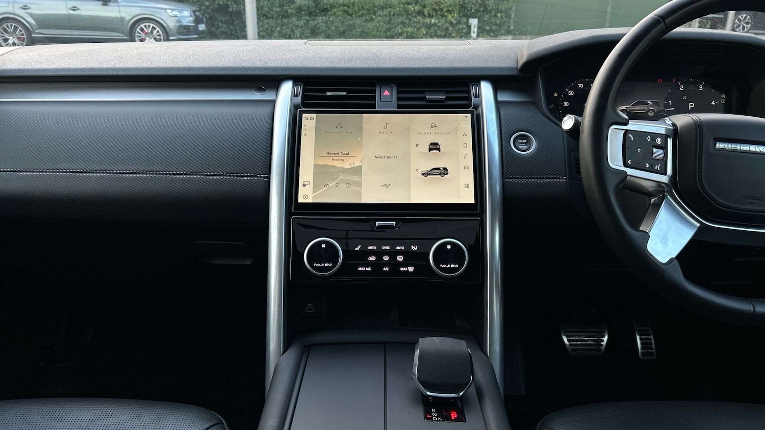 Used Land Rover Discovery 2024 for sale - 77726726: Photo 14