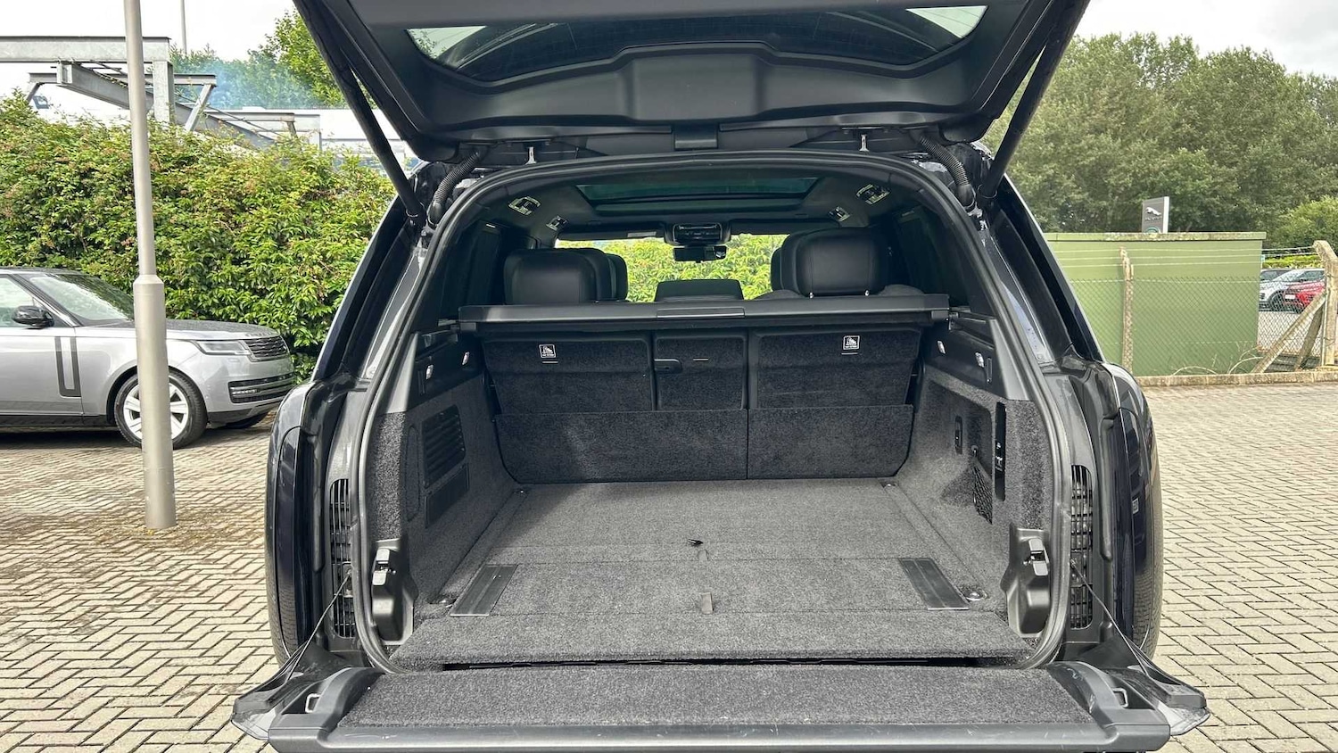 Used Land Rover Range Rover 2023 for sale - 76460297: Photo 10