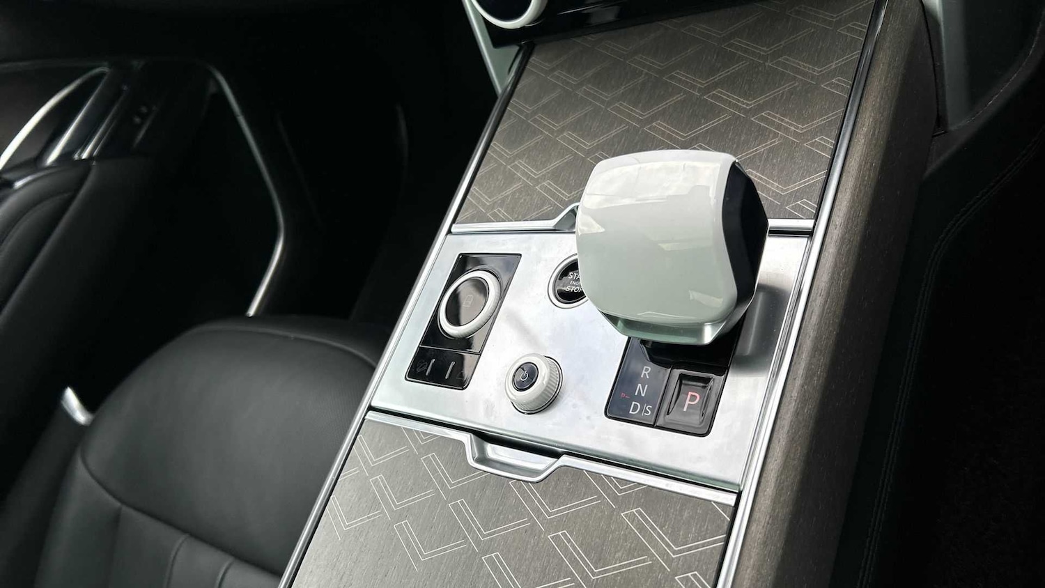 Used Land Rover Range Rover 2023 for sale - 76460297: Photo 13