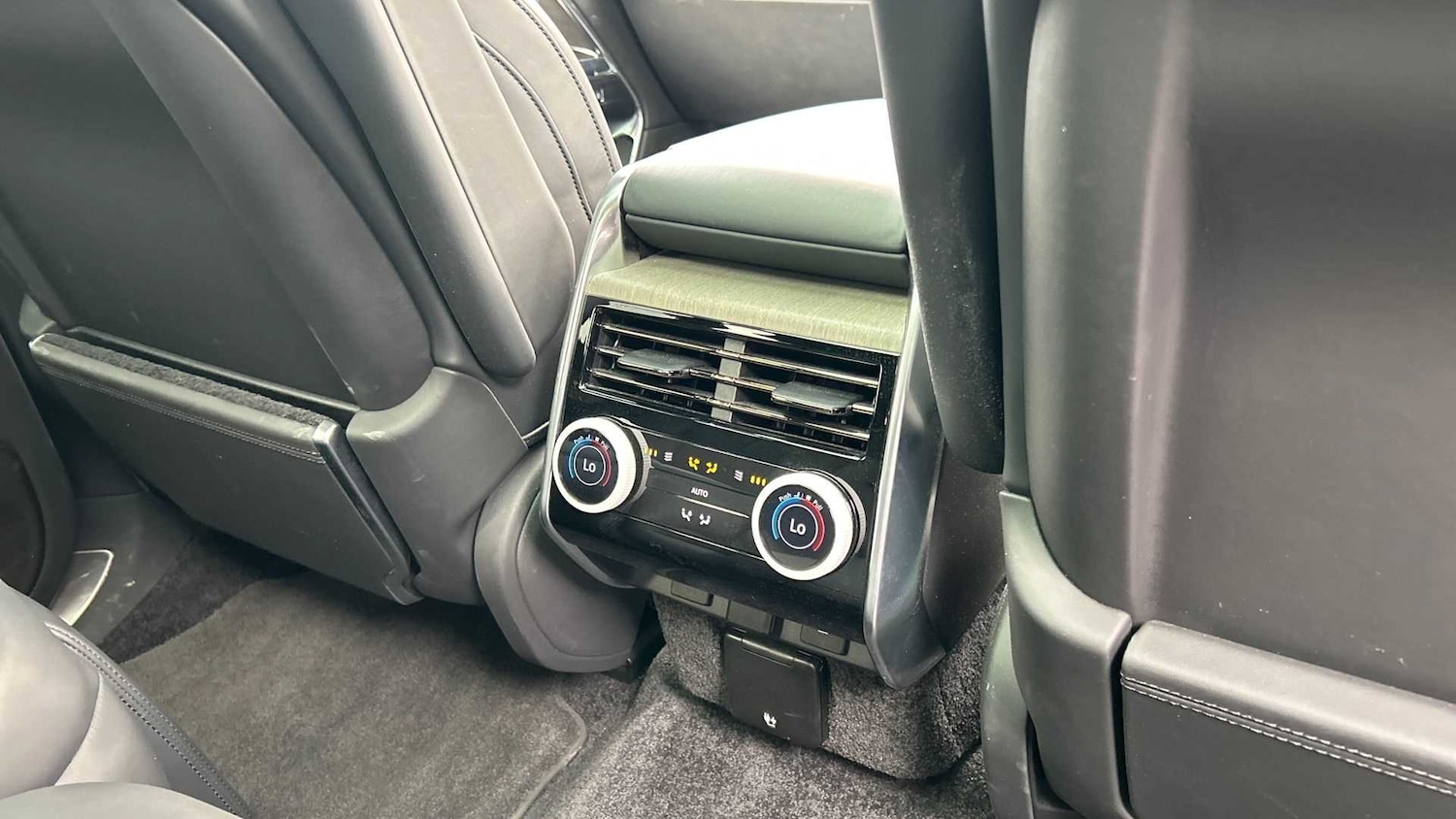 Used Land Rover Range Rover 2023 for sale - 76460297: Photo 18