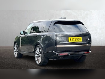 Used Land Rover Range Rover 2023 for sale - 76460297: Photo