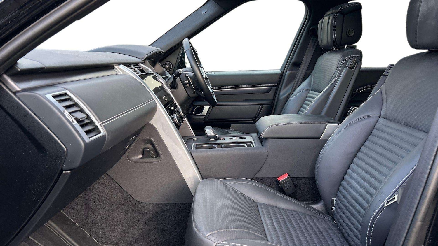 Used Land Rover Discovery 2025 for sale - 76576014: Photo 3