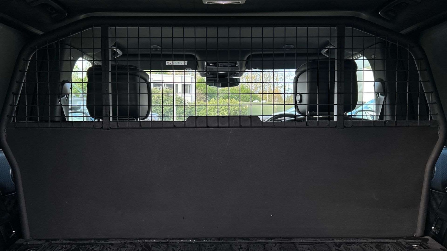 Used Land Rover Discovery 2023 for sale - 76648931: Photo 18