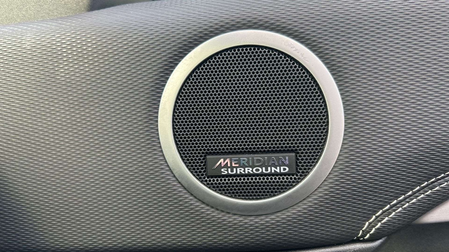 Used Land Rover Discovery 2023 for sale - 76648931: Photo 24