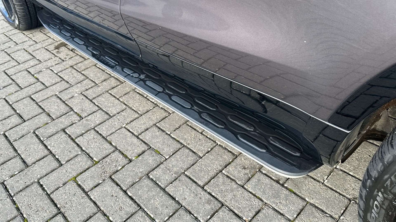 Used Land Rover Discovery 2023 for sale - 76648931: Photo 30