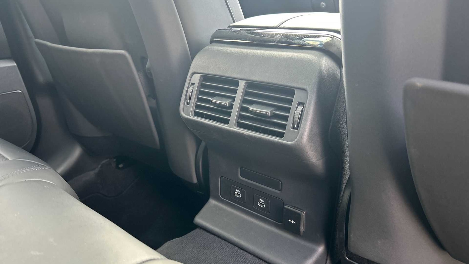 Used Land Rover Range Rover Velar 2025 for sale - 76460017: Photo 18