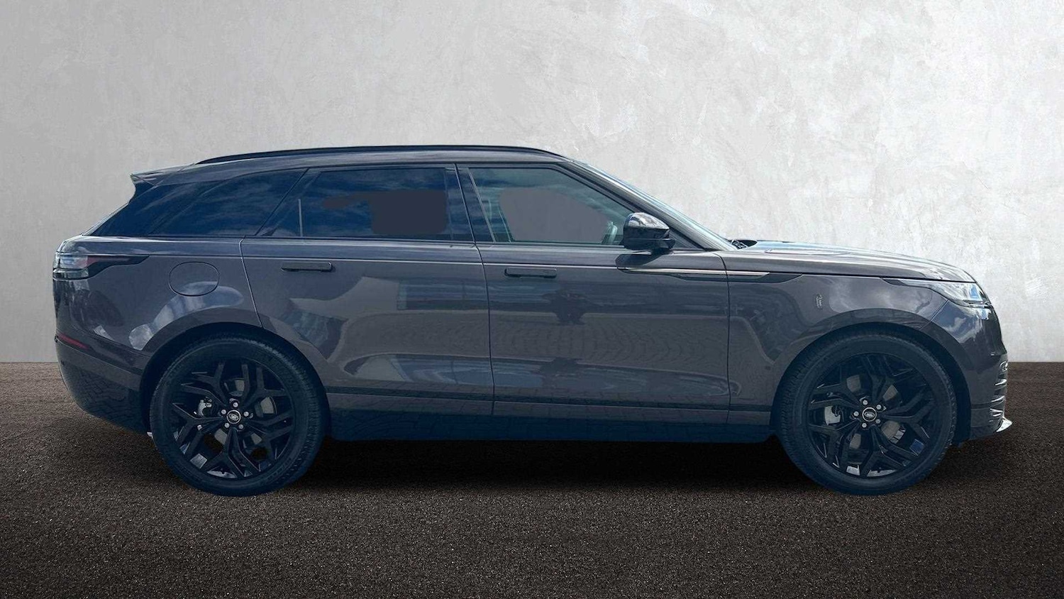 Used Land Rover Range Rover Velar 2025 for sale - 76460017: Photo 5