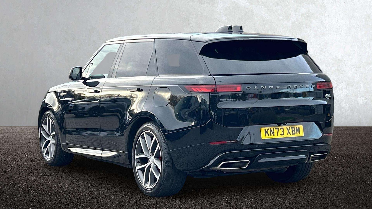 Used Land Rover Range Rover Sport 2023 for sale - 76487979: Photo 2