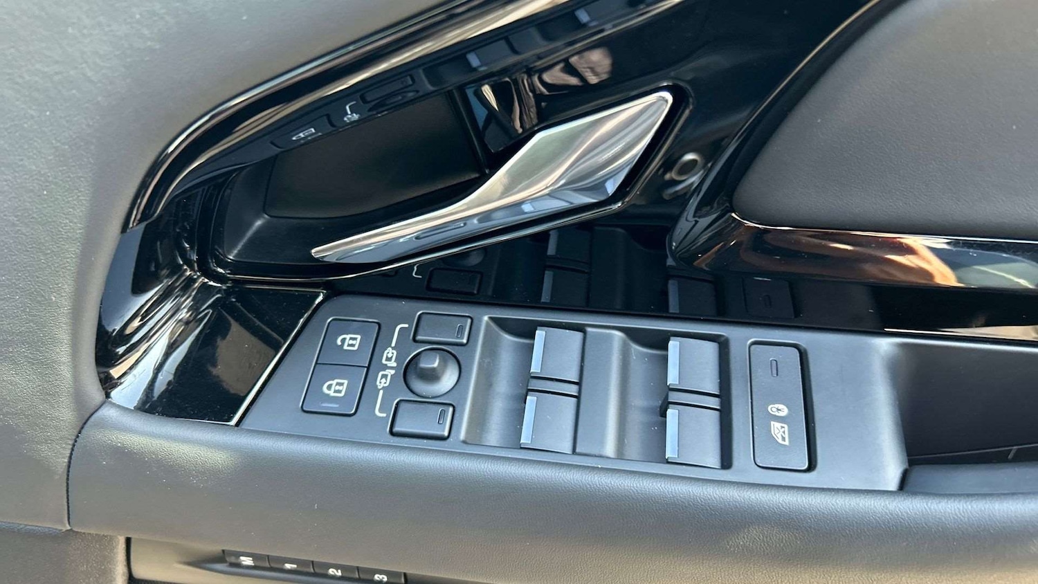 Used Land Rover Range Rover Evoque 2023 for sale - 76460006: Photo 25