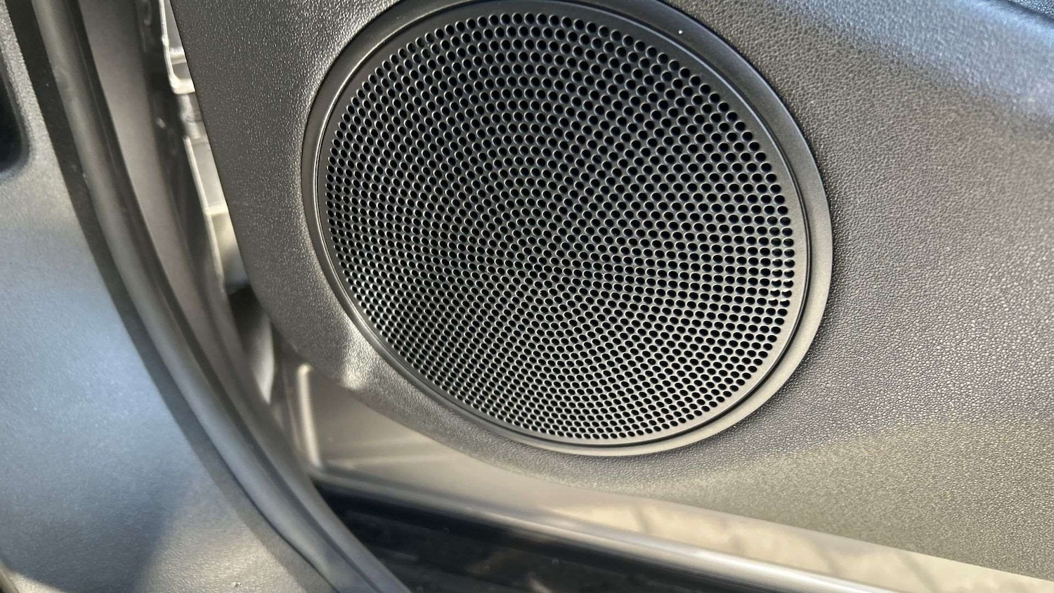 Used Land Rover Range Rover Evoque 2023 for sale - 76460006: Photo 33