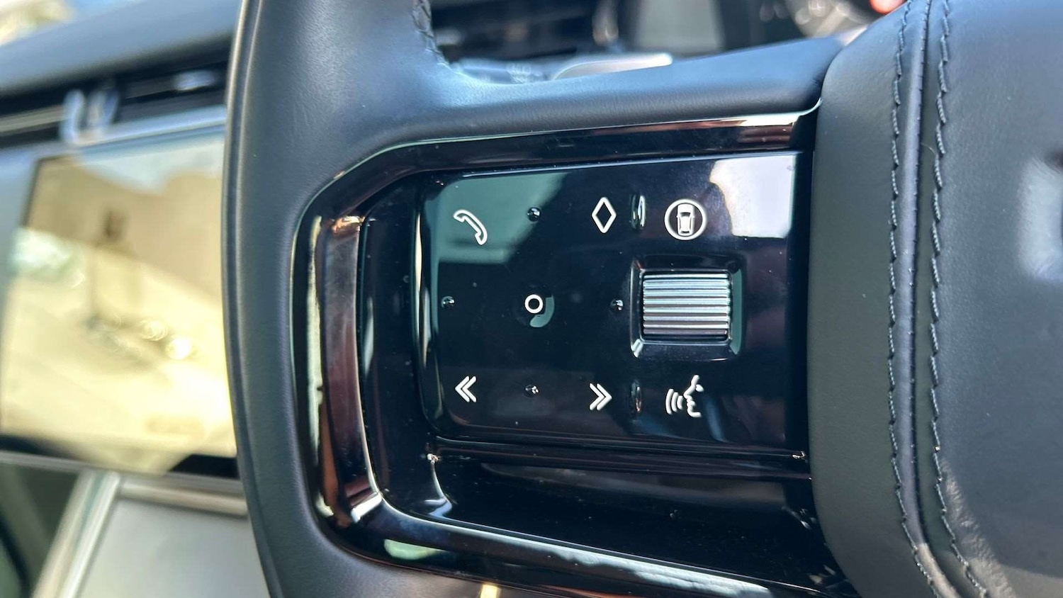 Used Land Rover Range Rover Evoque 2023 for sale - 76460006: Photo 35