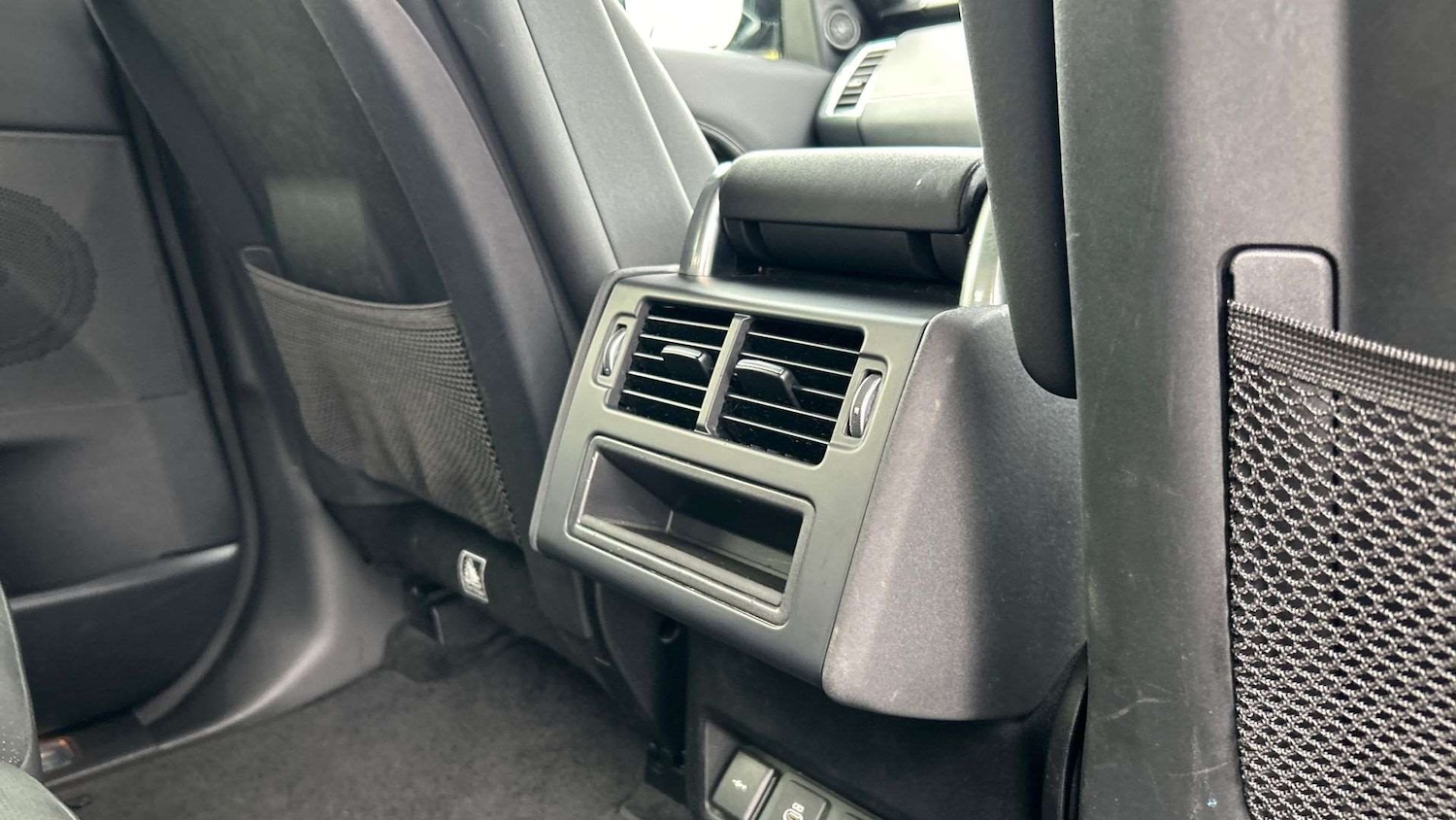 Used Land Rover Discovery 2022 for sale - 76460390: Photo 18