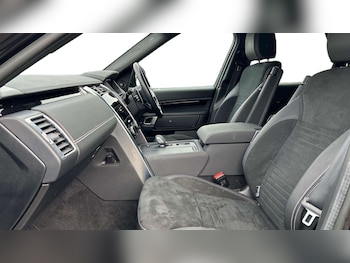 Used Land Rover Discovery 2022 for sale - 76460390: Photo