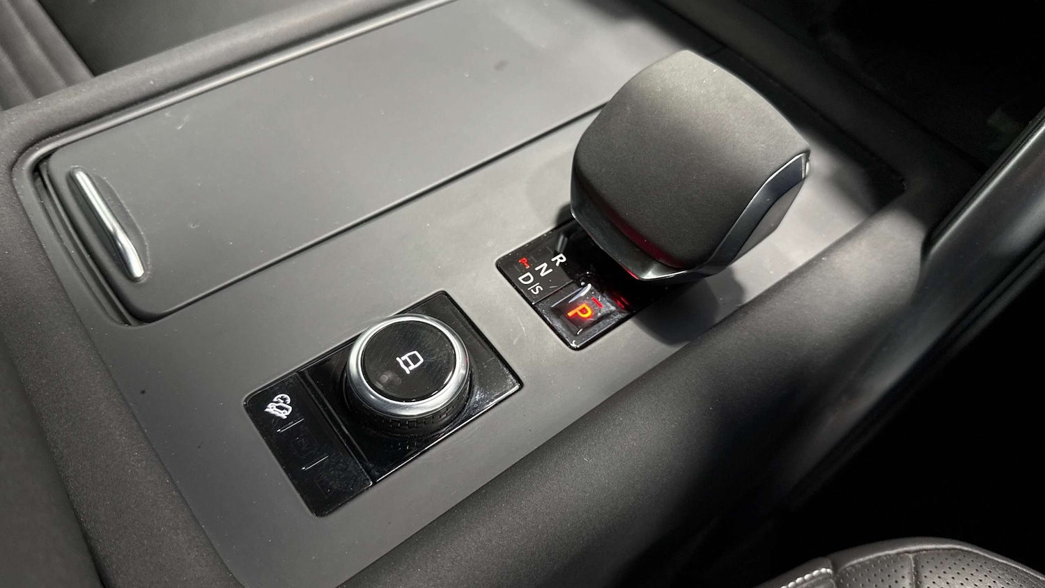 Used Land Rover Discovery 2024 for sale - 77308291: Photo 13