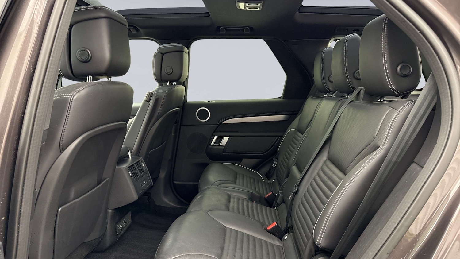 Used Land Rover Discovery 2024 for sale - 77308291: Photo 4