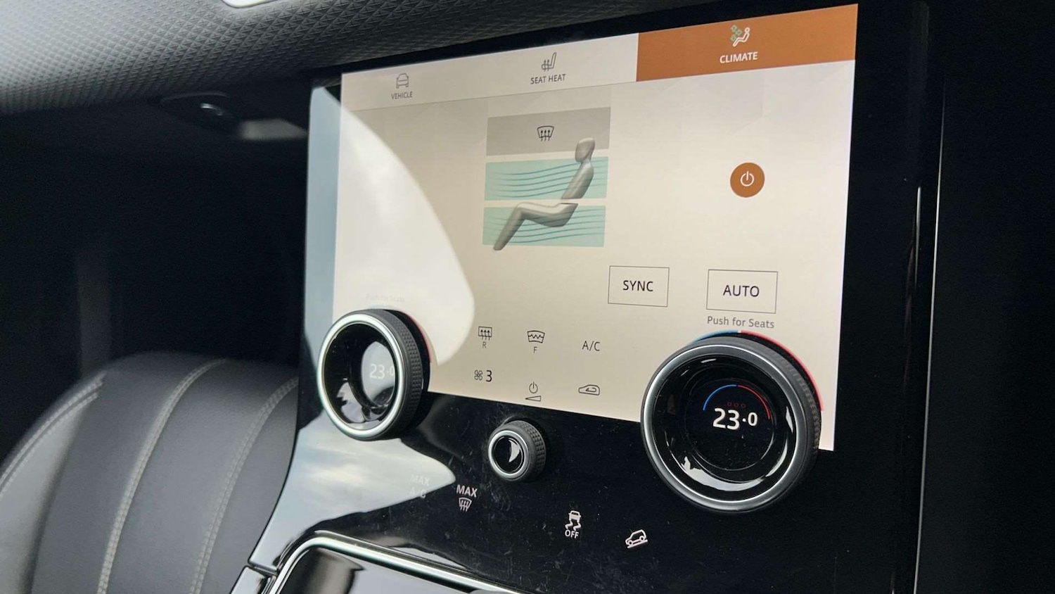 Used Land Rover Range Rover Velar 2022 for sale - 77577453: Photo 32