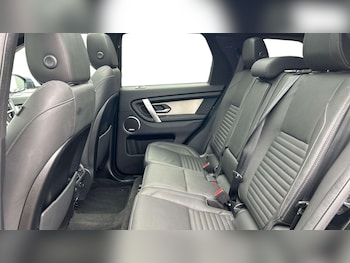 Used Land Rover Discovery Sport 2024 for sale - 76459915: Photo