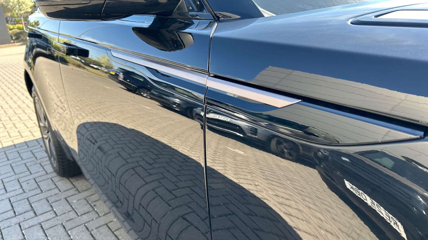 Used Land Rover Range Rover Velar 2023 for sale - 76587617: Photo 21