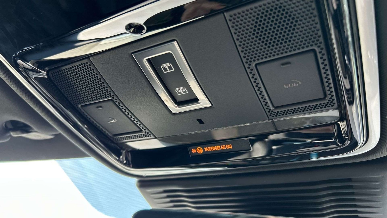 Used Land Rover Range Rover Velar 2023 for sale - 76587617: Photo 23