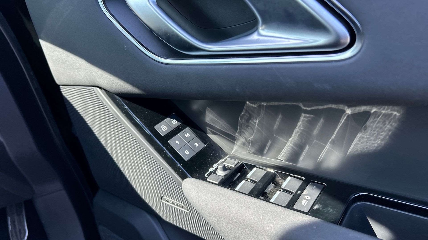 Used Land Rover Range Rover Velar 2023 for sale - 76587617: Photo 25