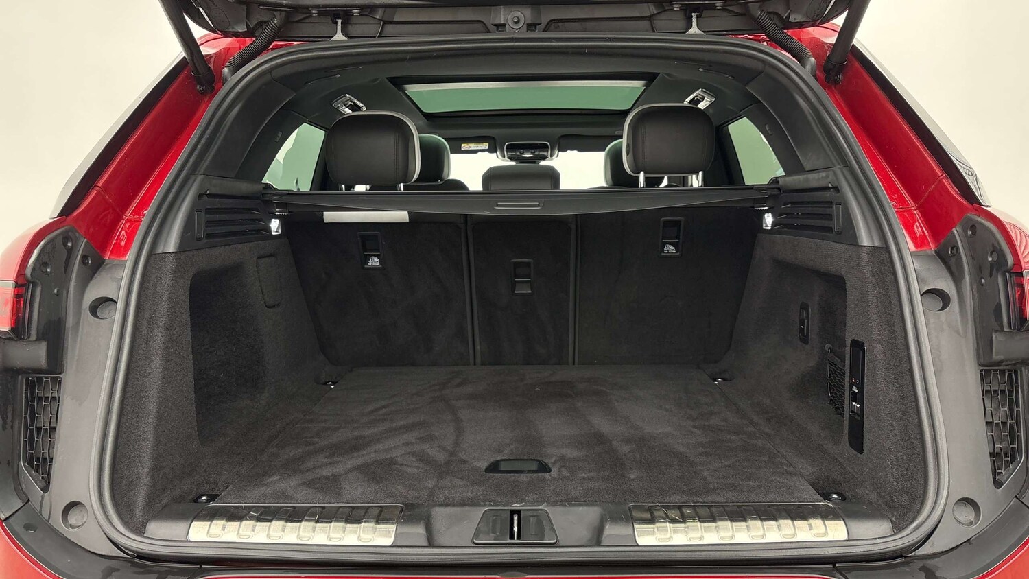 Used Land Rover Range Rover Sport 2024 for sale - 77527135: Photo 10