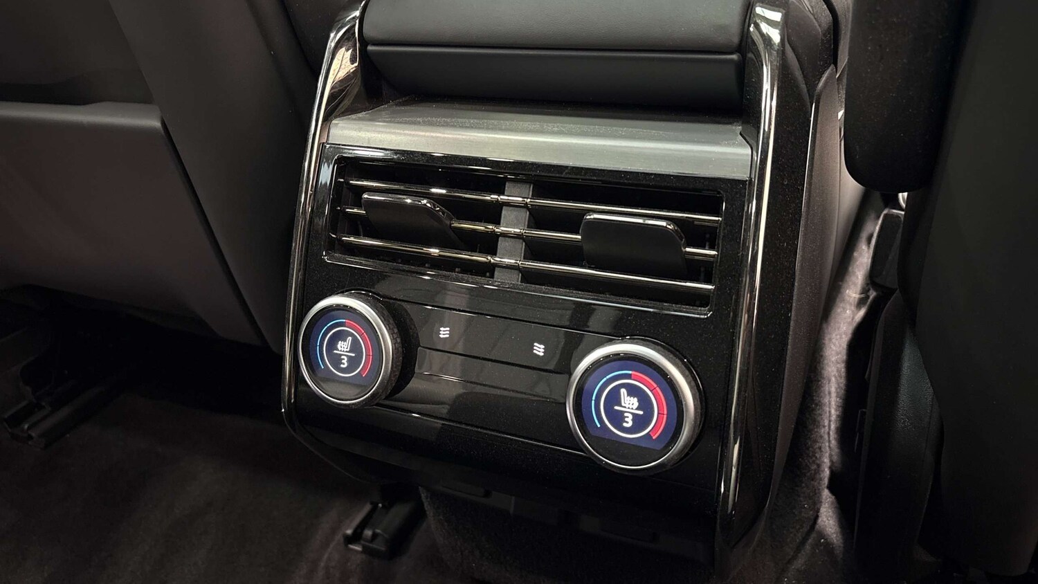 Used Land Rover Range Rover Sport 2024 for sale - 77527135: Photo 18