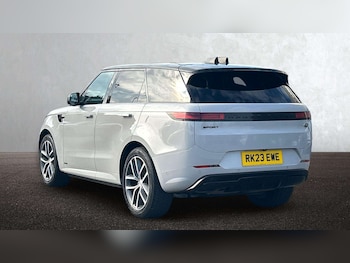 Used Land Rover Range Rover Sport 2023 for sale - 77756652: Photo