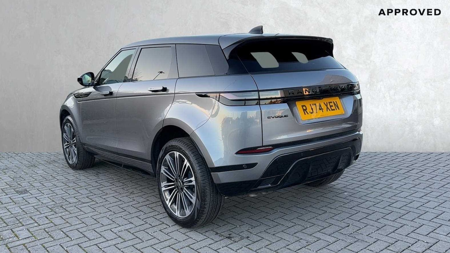 Used Land Rover Range Rover Evoque 2024 for sale - 76459808: Photo 2