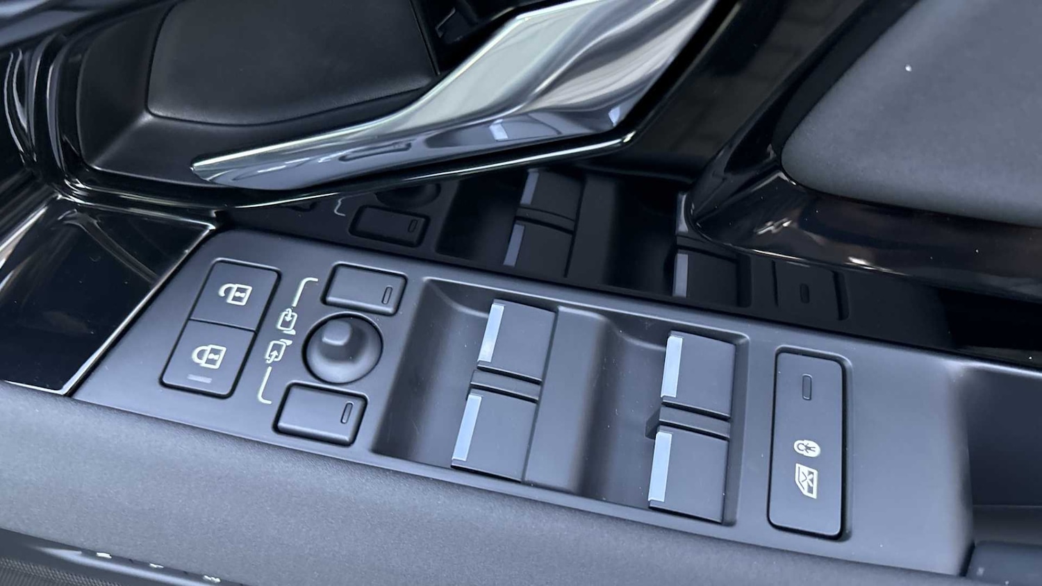 Used Land Rover Range Rover Evoque 2024 for sale - 76459808: Photo 27