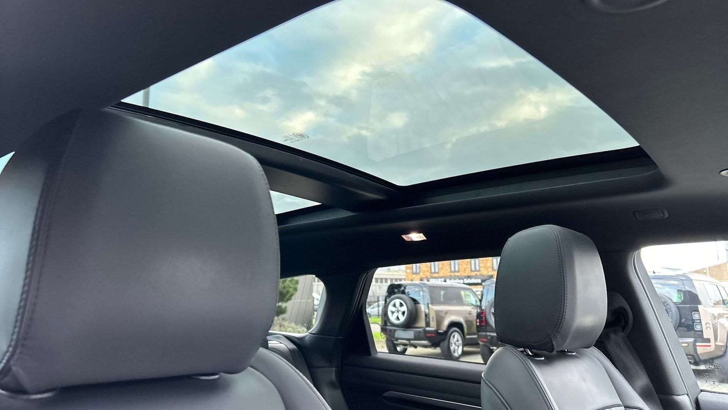 Used Land Rover Range Rover Evoque 2023 for sale - 76978872: Photo 21