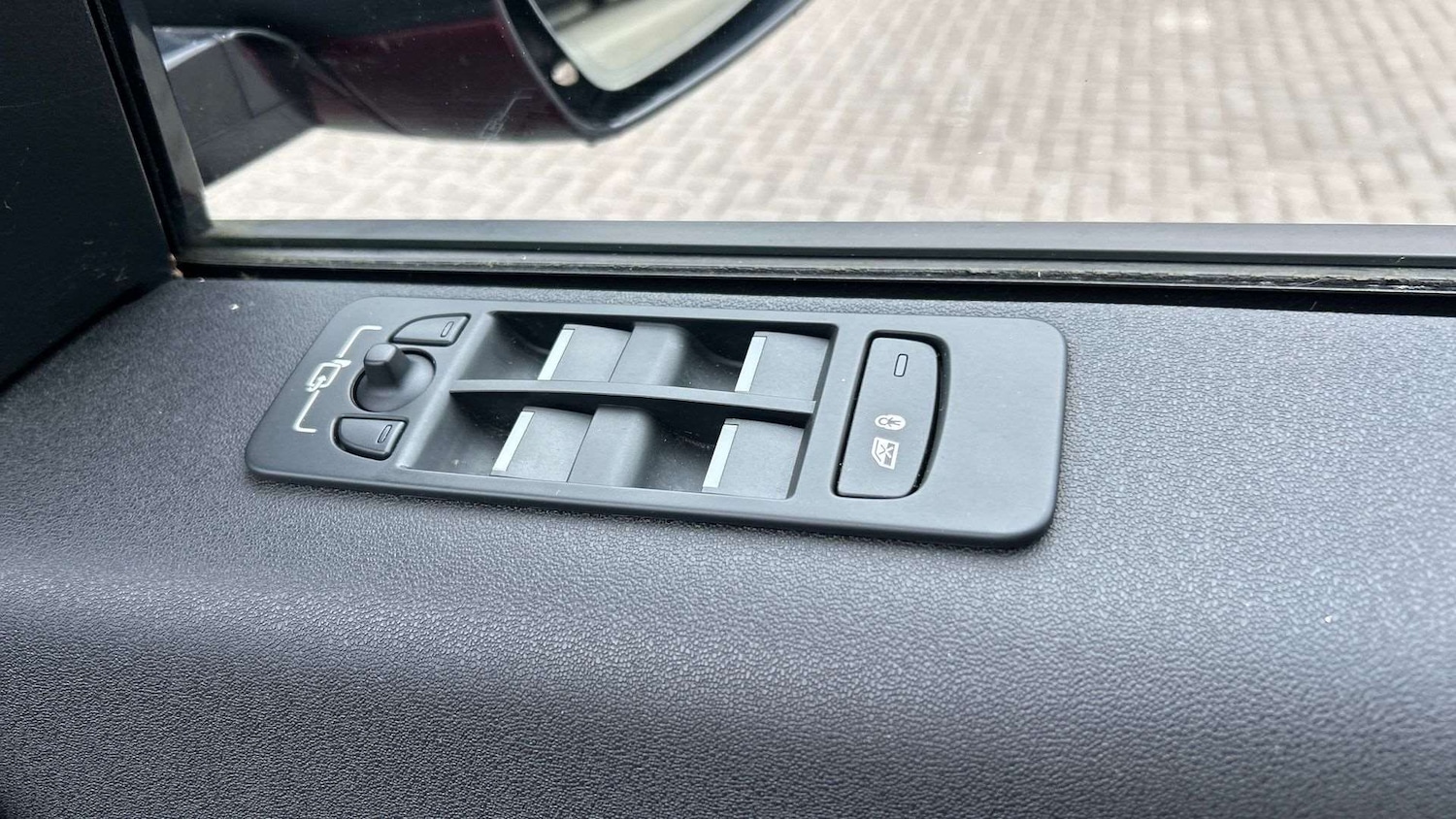 Used Land Rover Discovery Sport 2020 for sale - 78209127: Photo 25