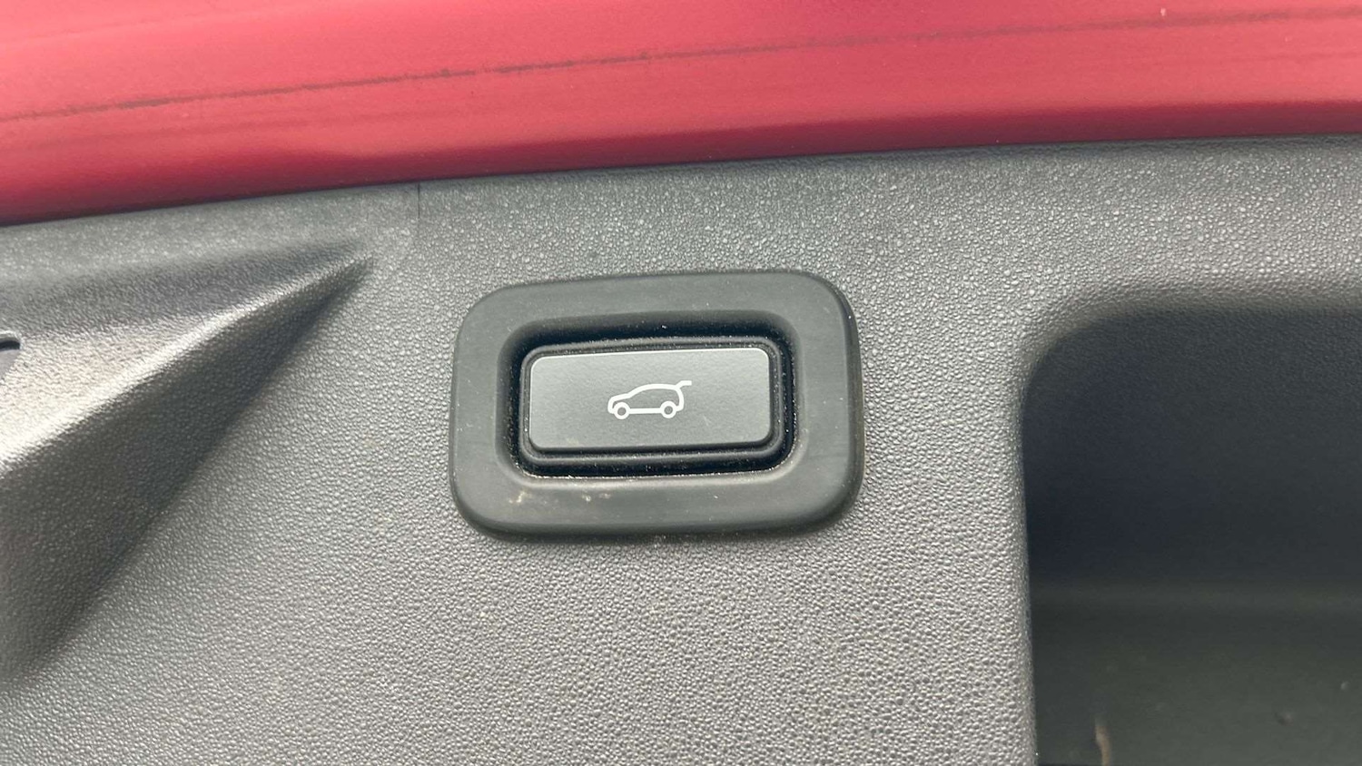 Used Land Rover Discovery Sport 2020 for sale - 78209127: Photo 32